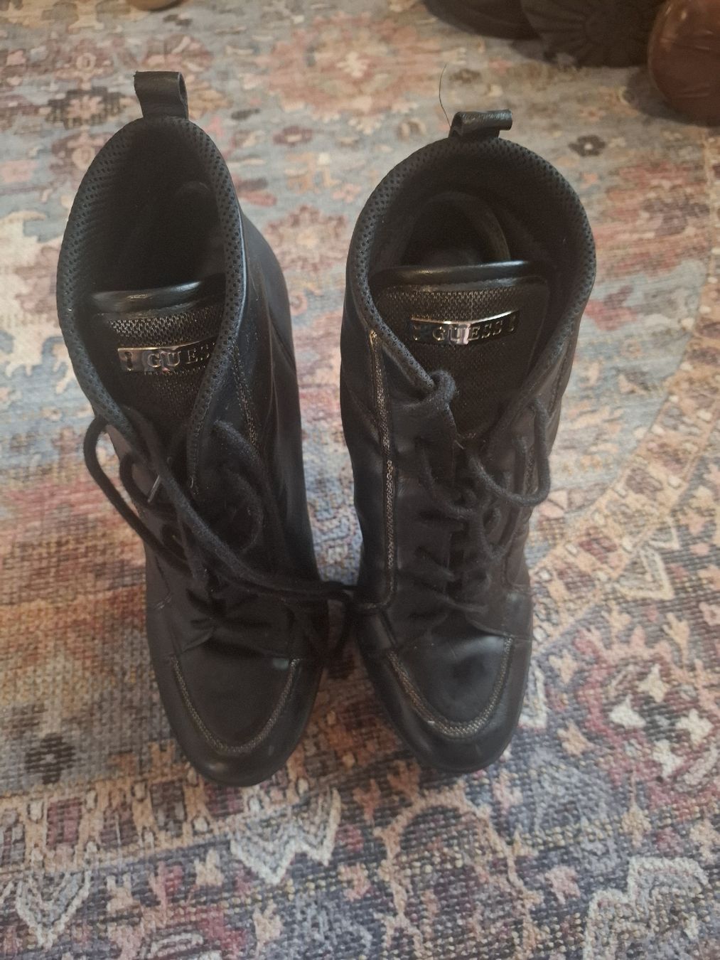 Guess Scarpe da donna: Guess High-Top Sneaker Heels, Schwarz, Grösse 39, – Usato da Urtenen-Schönbühl venduto da wirbelwind010 1