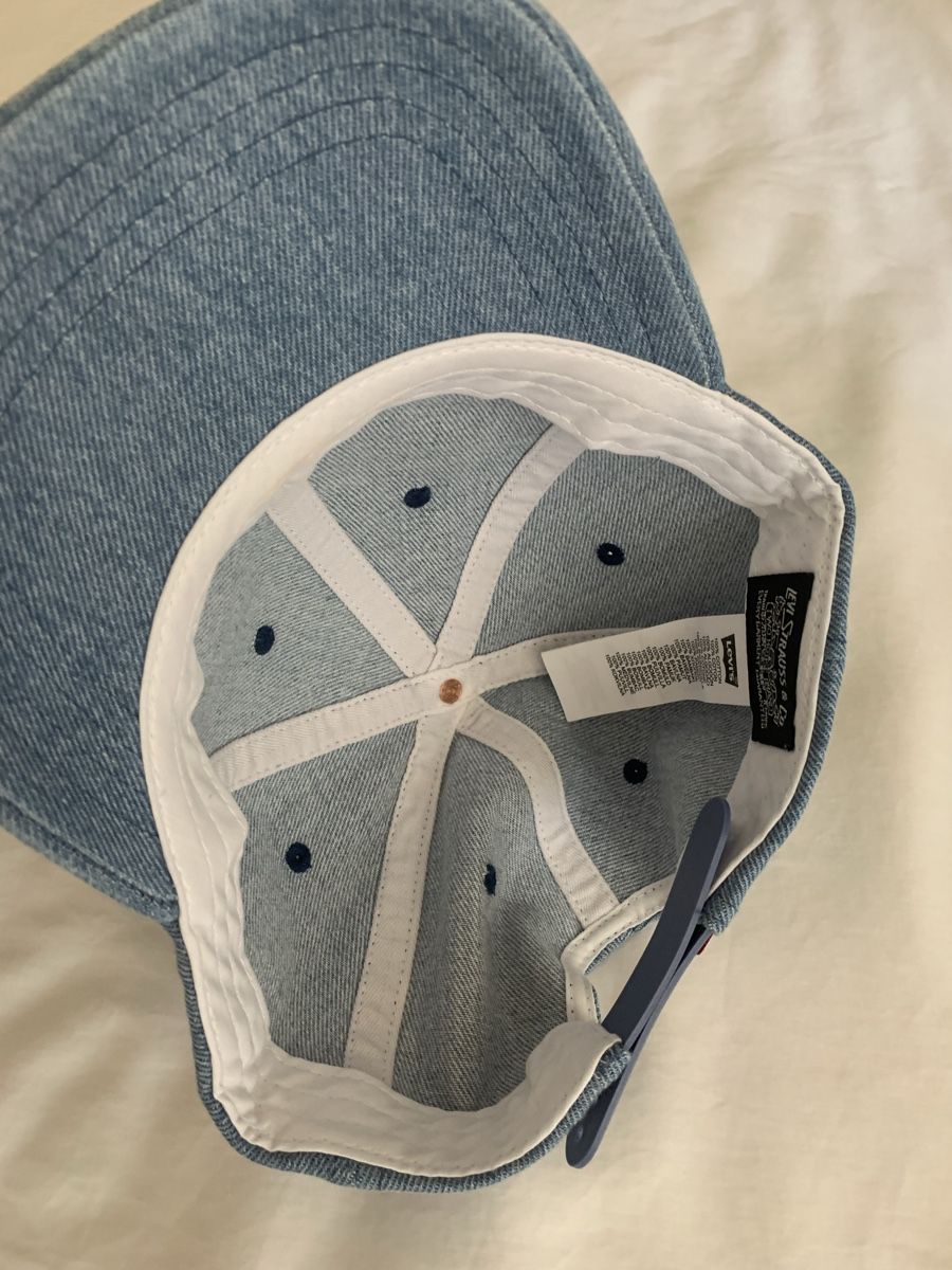 Levi's Chapeaux, bonnets & casquettes: Levis casquette neuve  – Neuf avec emballage d'origine à Gland par TallyEva 1