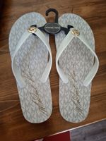 Michael kors flip flops