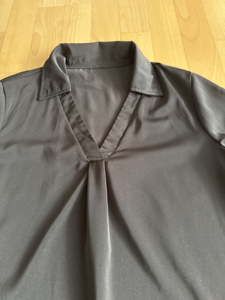 Blusen: Schwarze Elegante Bluse Gr. L, V Ausschnitt – Neu (gemäss Beschreibung) aus Abtwil SG von ale2002 1