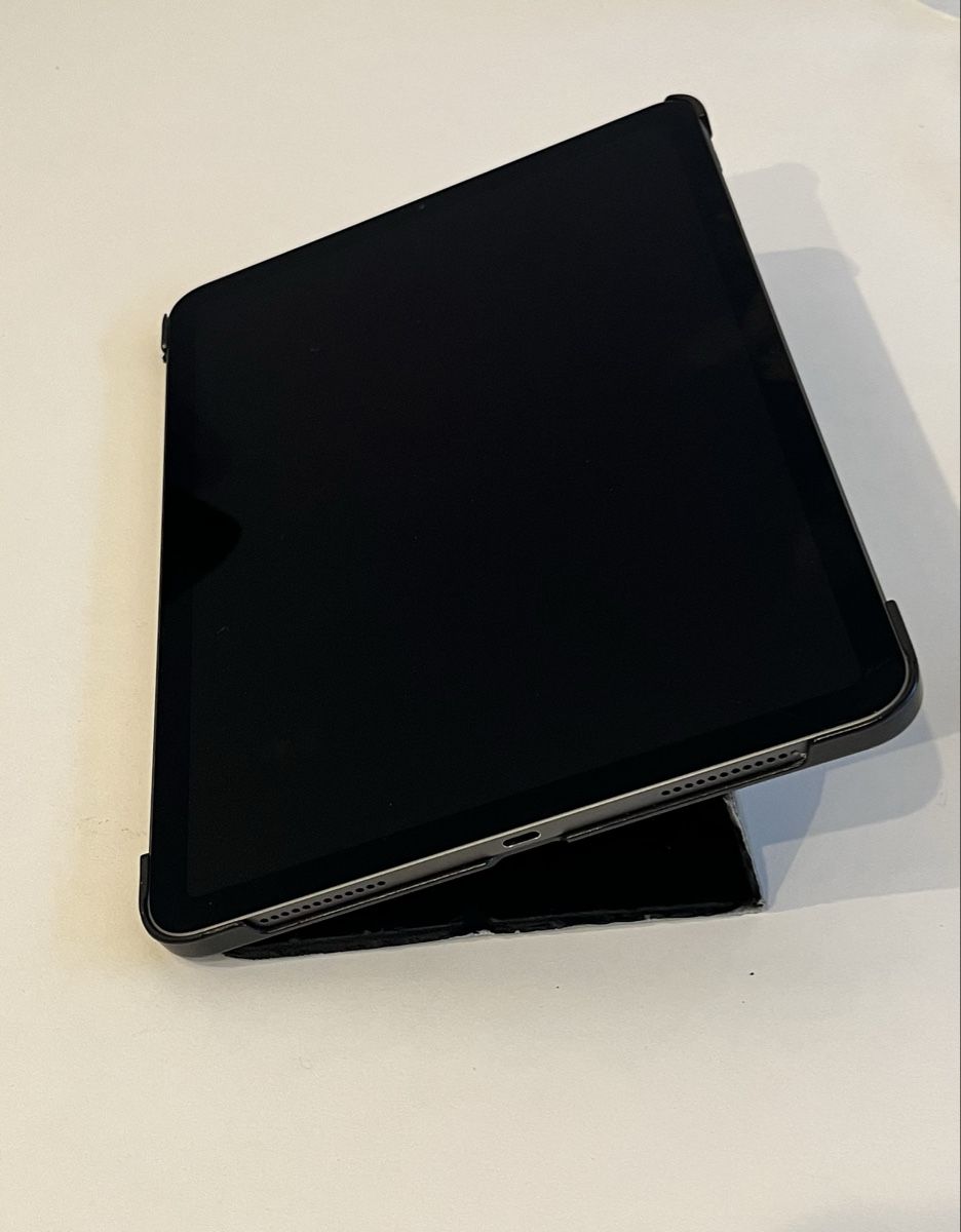 Apple Tablet PC: iPad Air 4Gen 64GB – Usato da Chur venduto da simii_lo 1