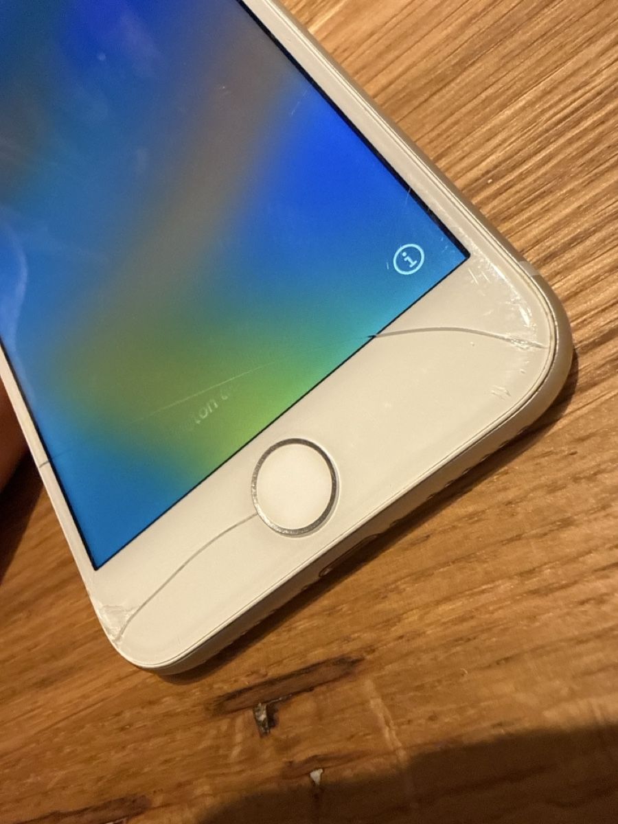 Apple Handys / Smartphones: iPhone 8 256GB – Gebraucht aus Wiedlisbach von Esther80 3