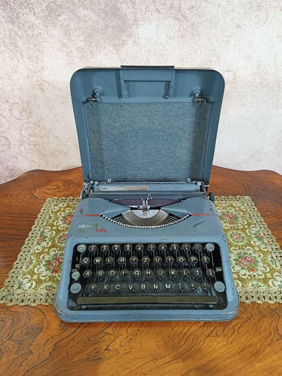 Universal Farbband Für Schreibmaschinen - Schwarz-Rot Doppelspule