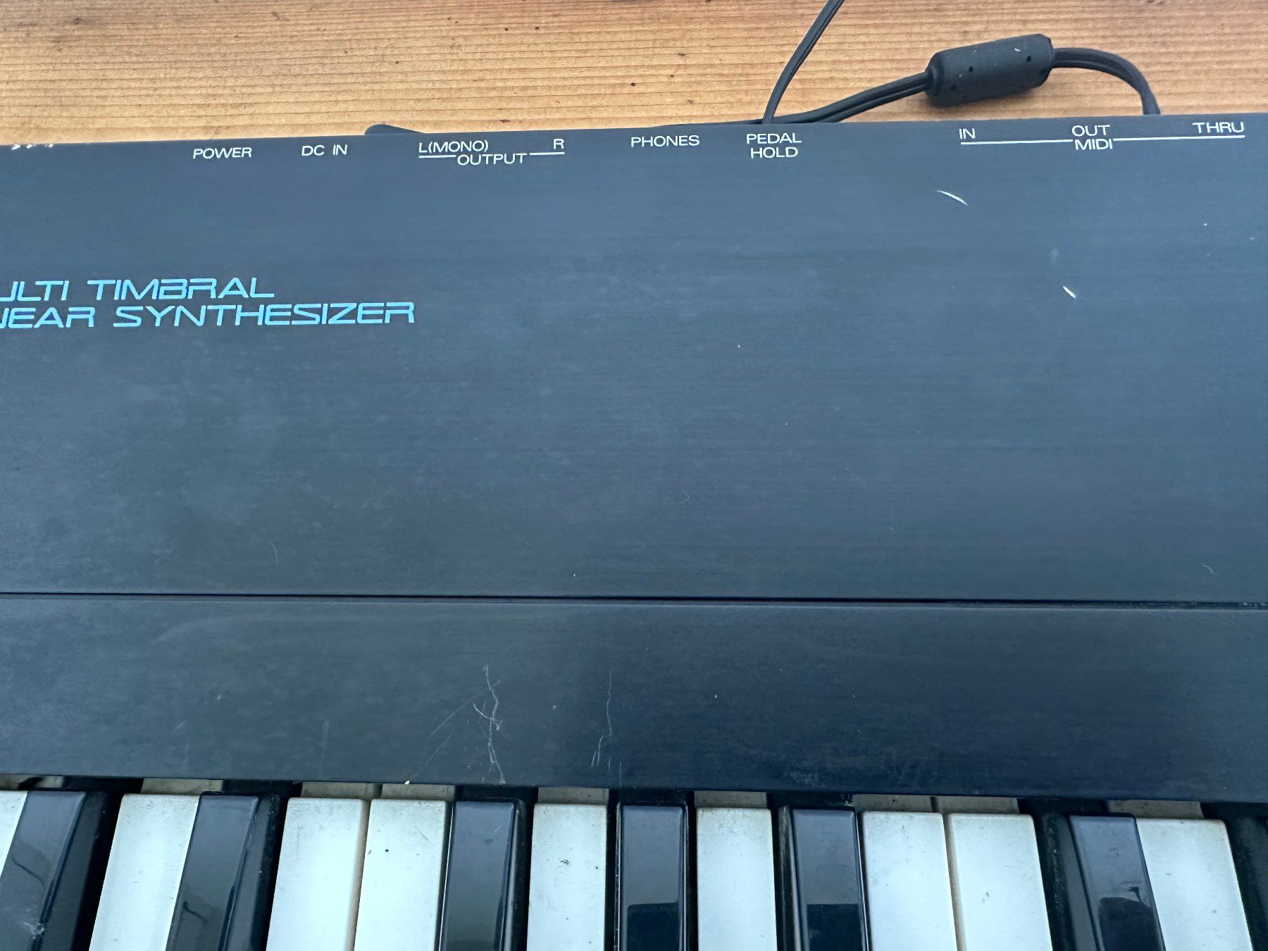 Roland Musikinstrumente: Roland D-5 Synthesizer, Vintage – Gebraucht aus Arisdorf von Liquidus 5