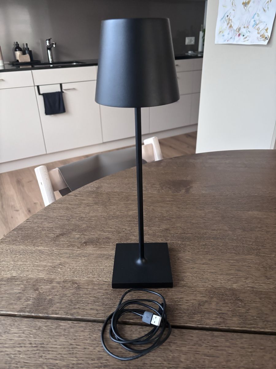 Micasa Lampes: Tischleuchte Aline schwarz  – D'occasion à Weiningen ZH par bia_td7t 2