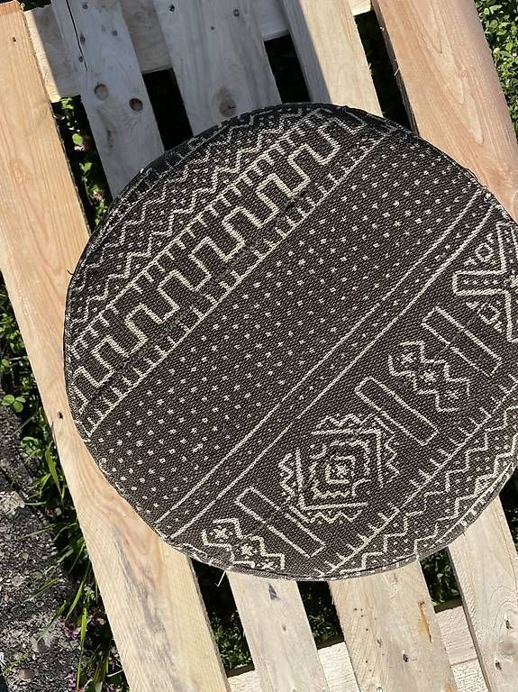 Sessel: Pouf/Sessel – Gebraucht aus Basel von mat_nj5b 1