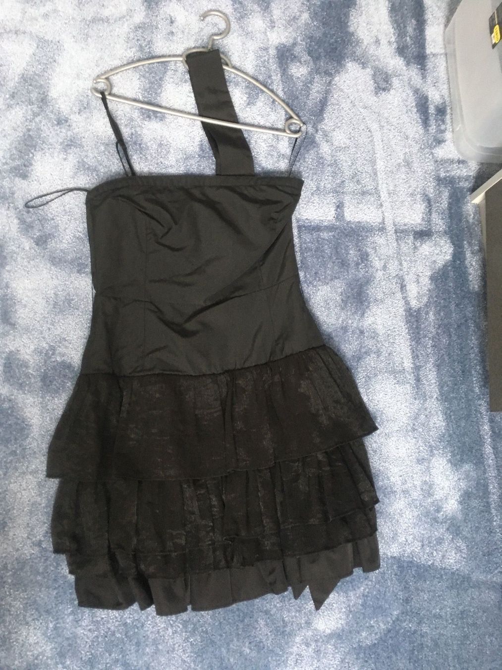 Kleider: Cocktail Kleid schwarz neu – Neu (gemäss Beschreibung) aus Wiler b.Utzenstorf von Verkauf333