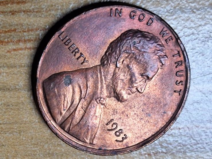 Tutti le monete: USA - 1 Cent 1983 - Abart, dezentriert! – Usato da Münchenstein venduto da purbach1 4