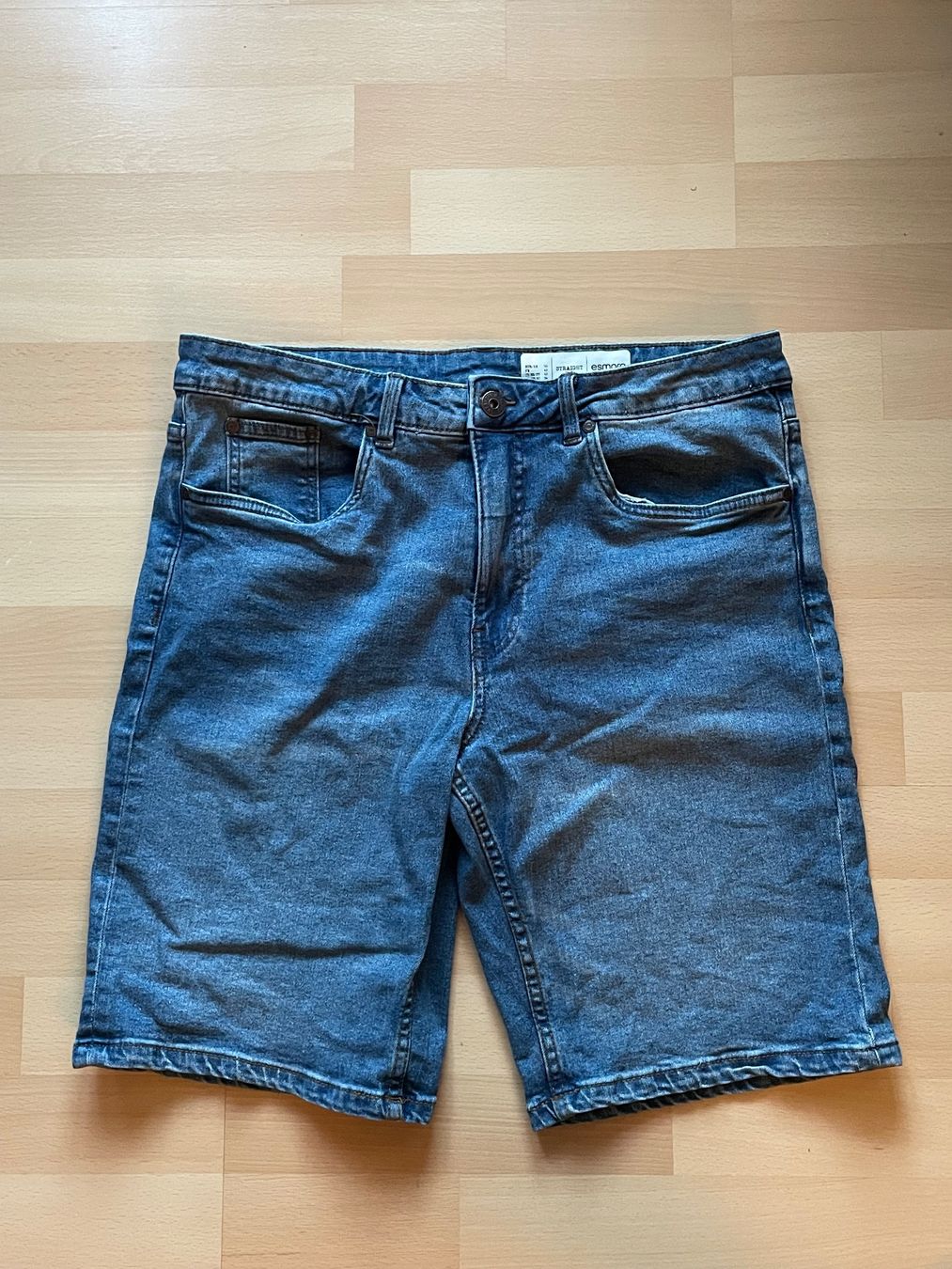 Jeans: Jeans Kurz 5 Stück – D'occasion à Wila par Lokelo 1
