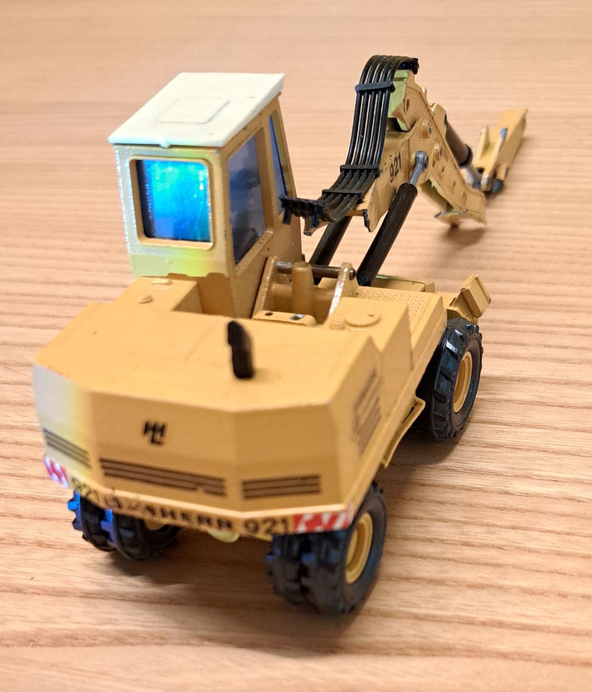 Jouets: Liebherr Bagger Bau Bagger  Modell 921 / Defekt – Défectueux à Dietlikon par kosta.katoglou 4