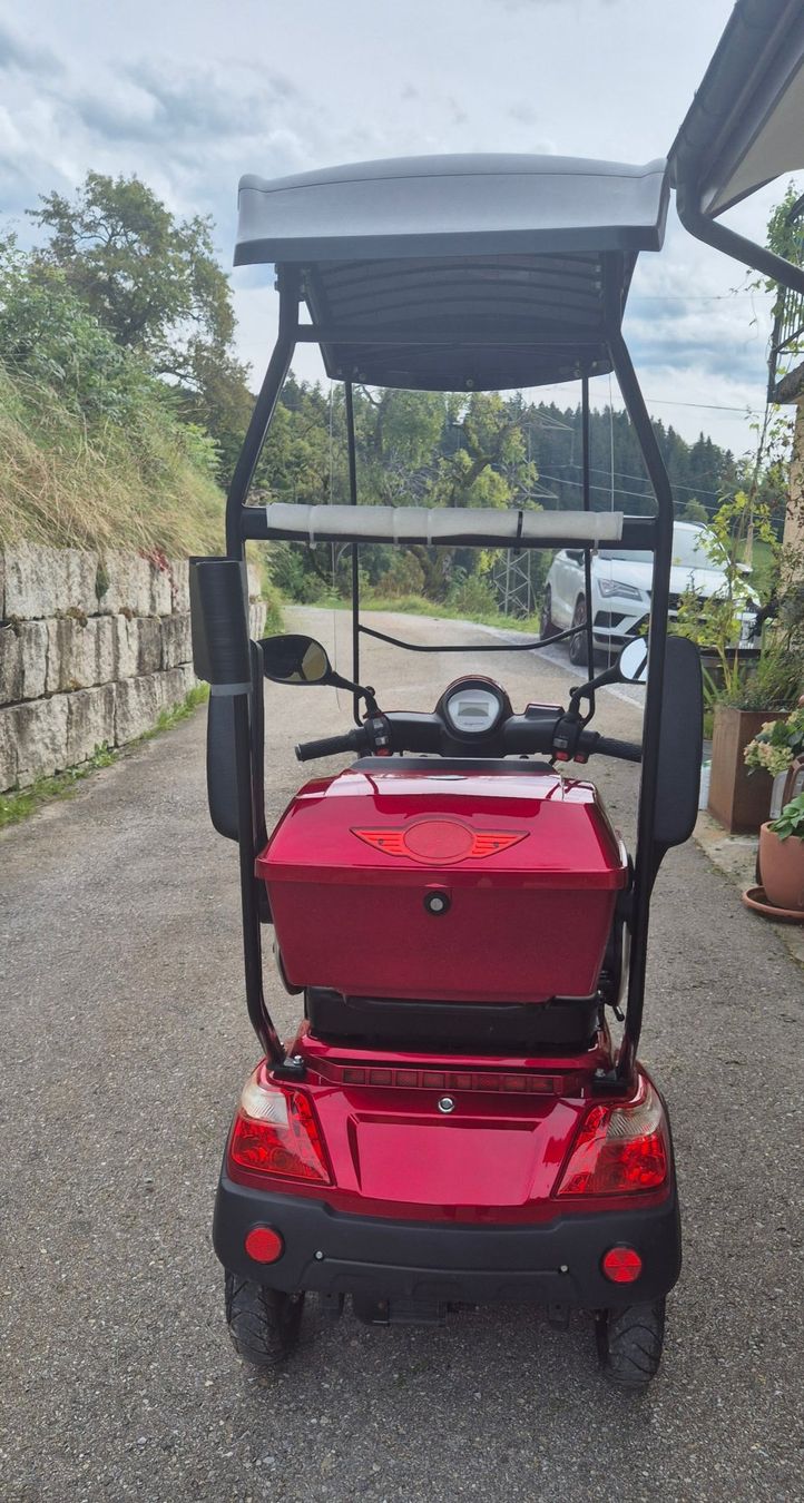 Veicoli elettrici: Elektromobil Vespino mit Dach und Windschutzscheibe – Usato da Wernetshausen venduto da Beage 2