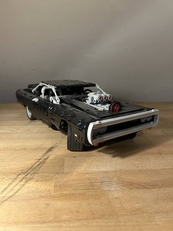Baukästen: Lego Dodge Charger – Gebraucht aus Heerbrugg von Manuela.Gschwend