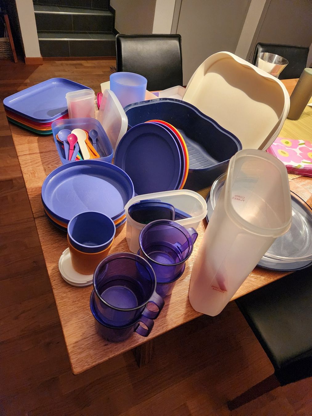 Contenitori & Simili: Diverse Camping-Artikel etc. von Tupperware – Usato da Dorf venduto da Jea1900