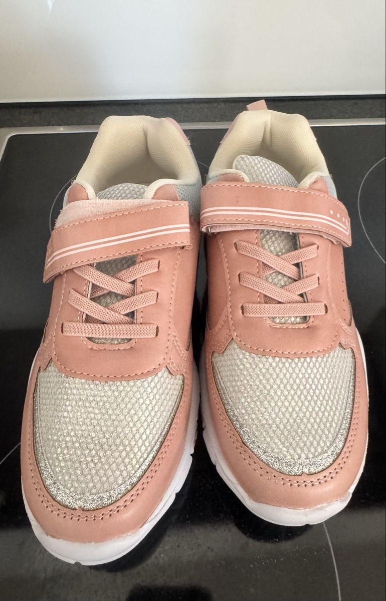 Scarpe per ragazze: Lamino Sneaker 34 – Nuovo (secondo la descrizione) da Schlieren venduto da Fam.Baumi 1