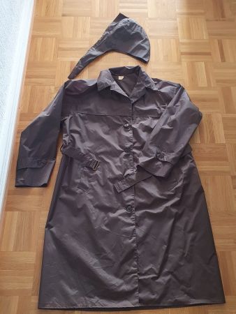 Veste imperméable longue marron taille 46