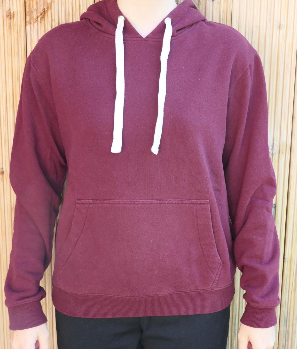 Maglioni & Felpe: Kapuzenpullover – Usato da Münchenbuchsee venduto da Yothu