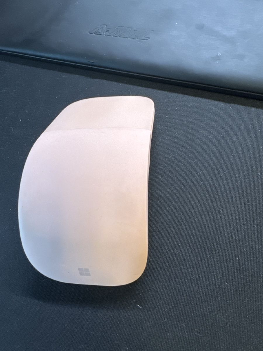 Microsoft Maus: Microsoft Arc Mouse rosa guter Zustand – Gebraucht aus Effretikon von Berkeoek 2