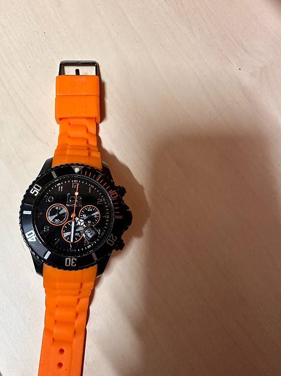 Ice watch Orologi: Ice Watch Chronometer in schwarz / orange – Usato da Islikon venduto da Lucride_ 1