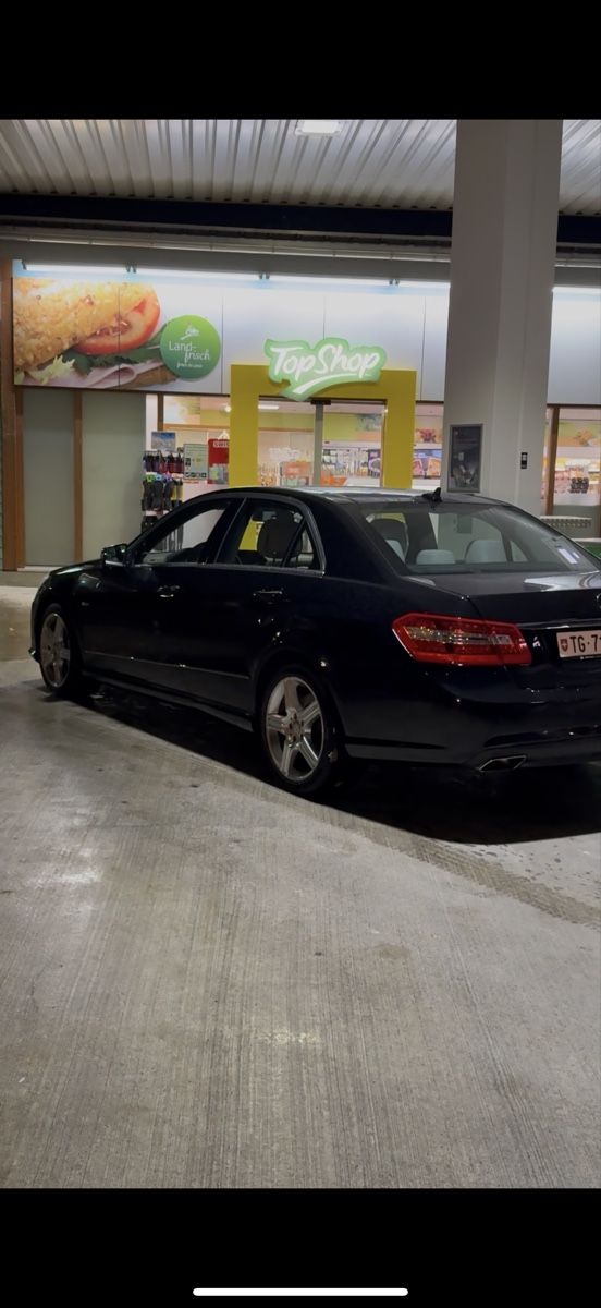 Mercedes-Benz Automobili: Mercedes E500, 2011 – Usato da Berg TG venduto da sil_5prc 2
