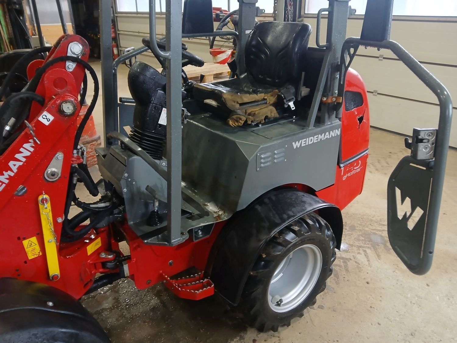 Weidemann Caricatori: Hoflader Weidemann e1160 vollelektrisch – Usato da Wilchingen venduto da farmer6599 1