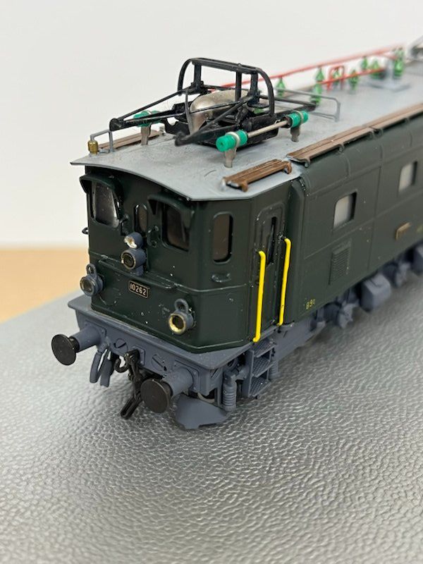Metropolitan Modelleisenbahnen: SBB Ae 3/6 III Metropolitan DC – Gebraucht aus Büsserach von ModellbahnDepot 2