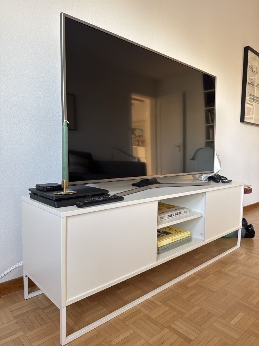 Ikea Mobili TV: TV Möbel – Usato da Zürich venduto da cla_mz9s 1