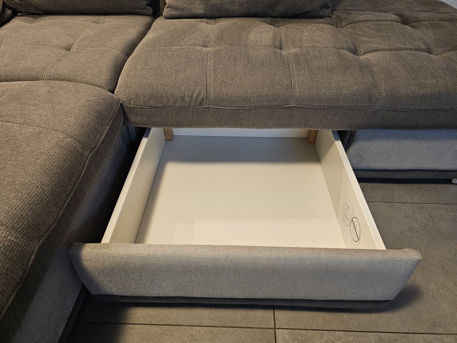 Divani: Sofa Couch Ecksofa Bettsofa – Usato da Bronschhofen venduto da Skemaner_Abay 2