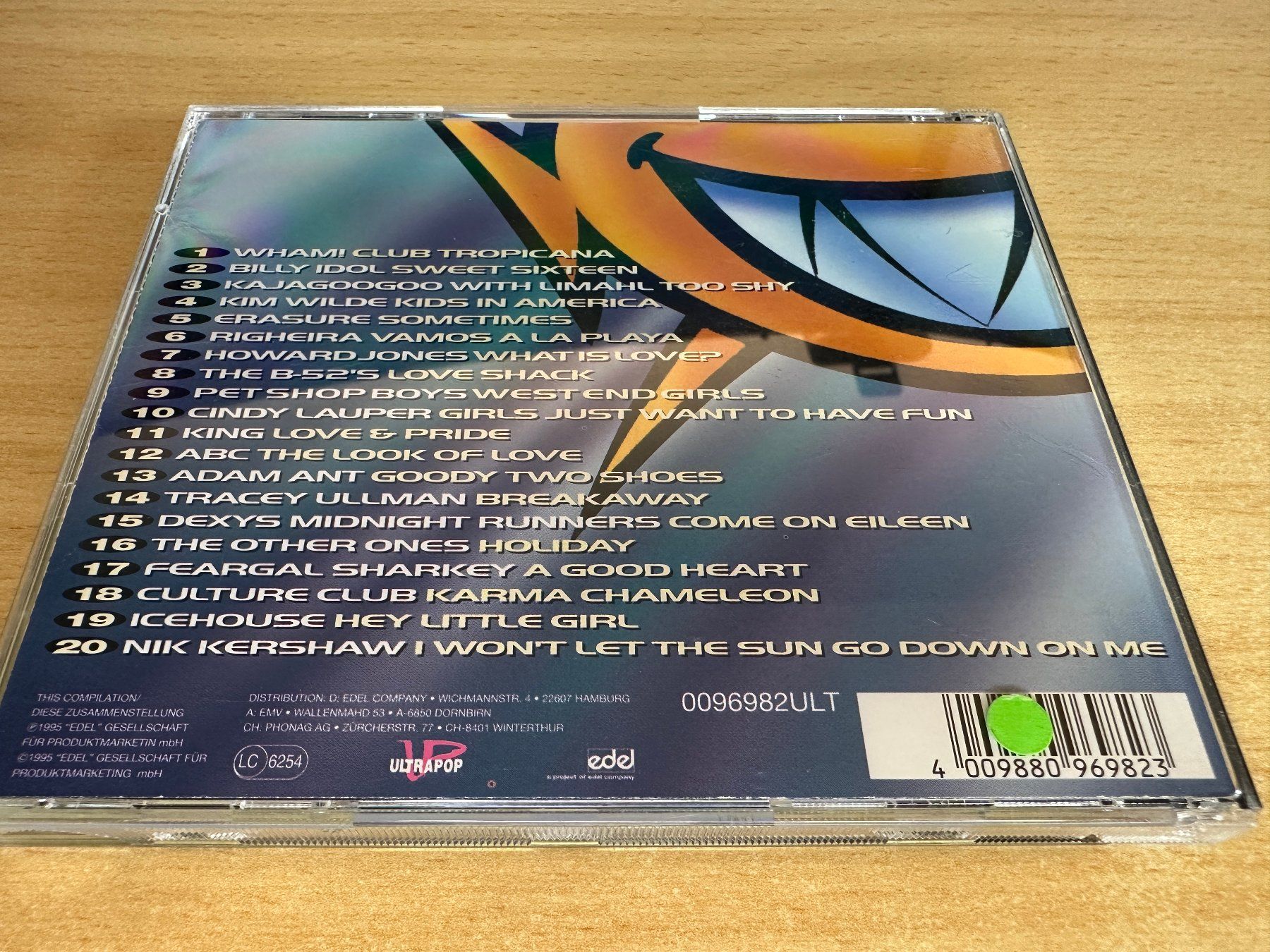 CD: Various – 80's Summer Wave – Usato da Rikon im Tösstal venduto da Alpenmutz 1
