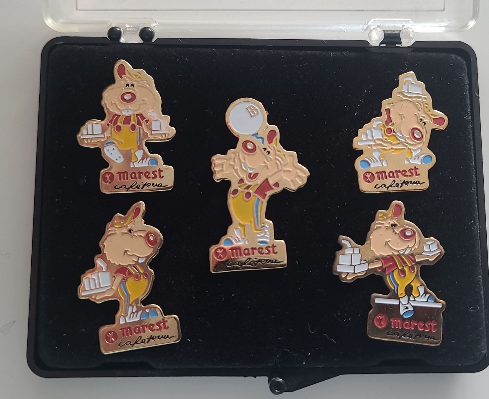 Placchette & Badge: Collection de pins Marest Cafétéria – Nuovo (secondo la descrizione) da Morges venduto da PascRoch