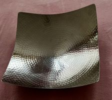 Dekorative Schale Metall gehämmert silberfarbig