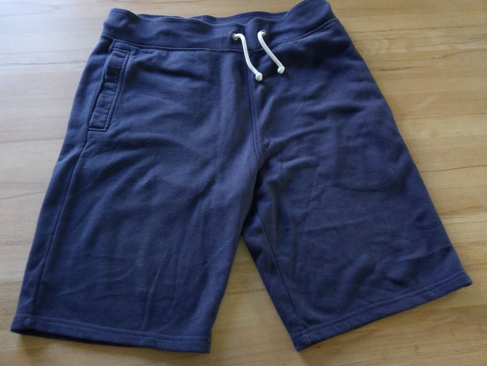 Kurze Trainerhose Gr. M Kaufen auf Ricardo
