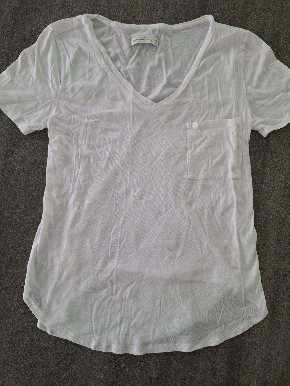 T-shirt: ABERCROMBIE & FITCH  T - SHIRT – Usato da Steinhausen venduto da togoraul123