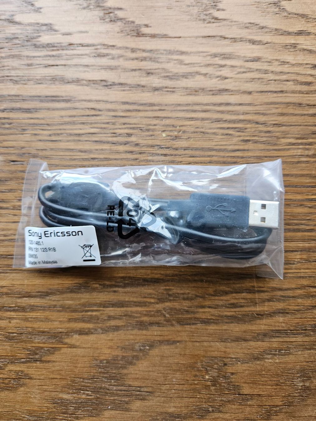 Sony Cavi: USB-Kabel für Sony Ericsson Natel – Nuovo (secondo la descrizione) da Gerzensee venduto da Kaktusblumen