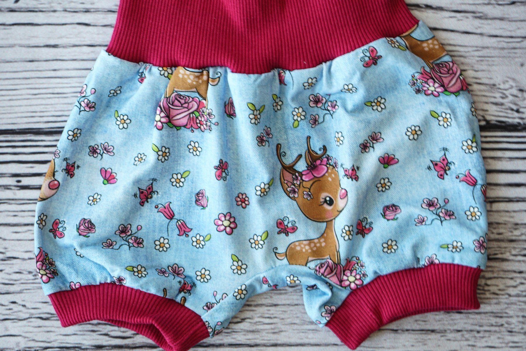 Pantaloni: Kurze Pumphose mit Reh 68/74 - NEU – Nuovo e nell'imballaggio originale da Zürich venduto da sambaum 1