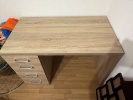 schreibtisch 