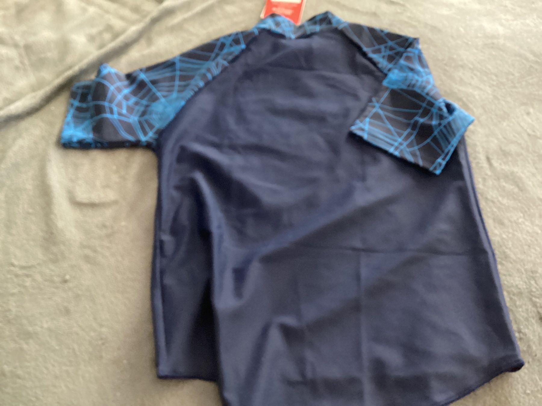 Camicie, T-shirt & Polo: Marvel Spiderman UV Shirt Badeshirt – Nuovo (secondo la descrizione) da Flüelen venduto da ne08 2