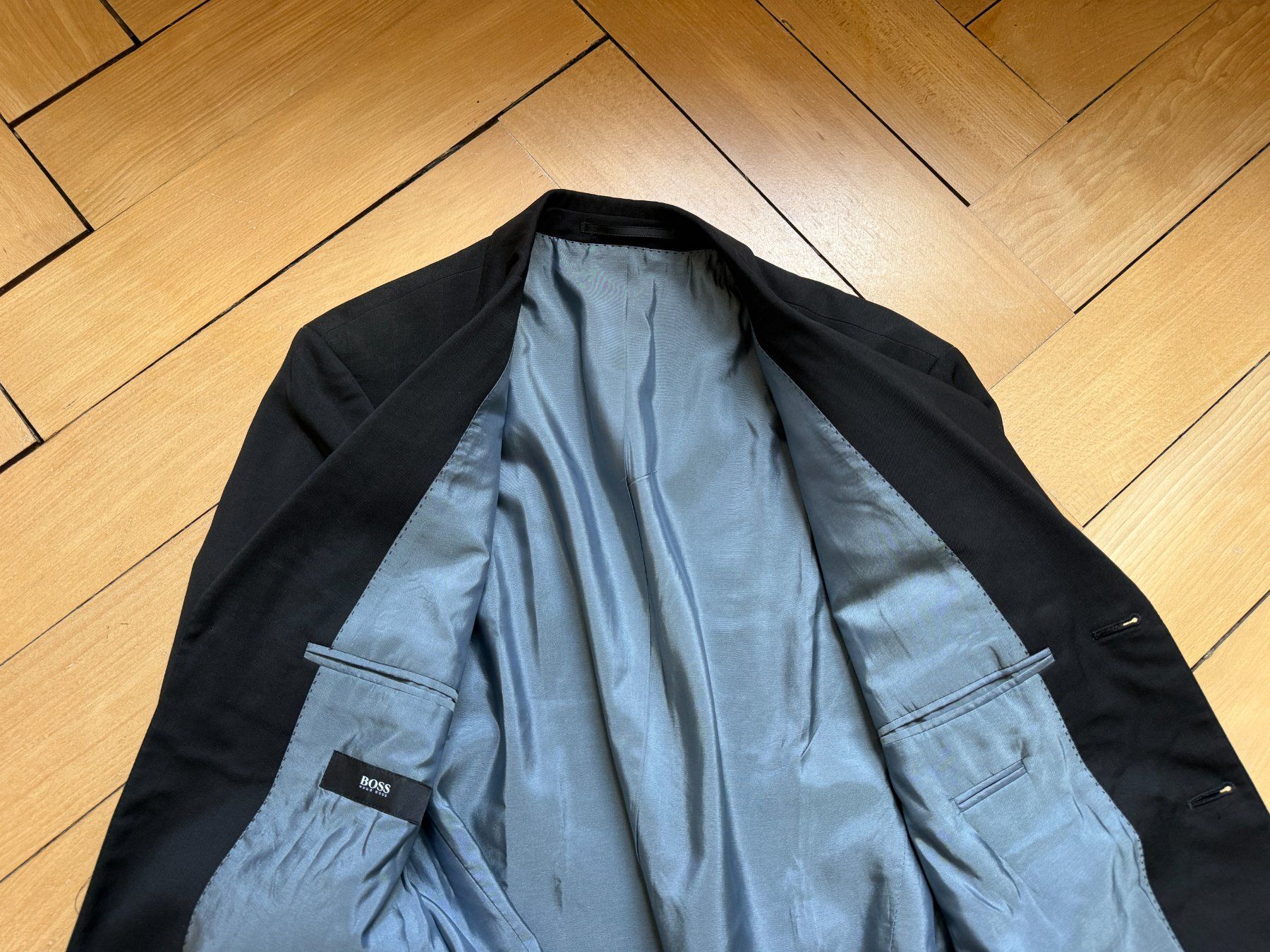 Hugo Boss Giacche: HUGO BOSS - Sakko schwarz 48 – Usato da Zürich venduto da Diazaio 2