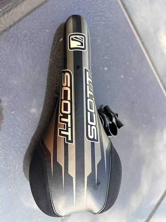 Ersatzteile: Scott Sattel für MTB – Gebraucht aus Winkel von Mbigone