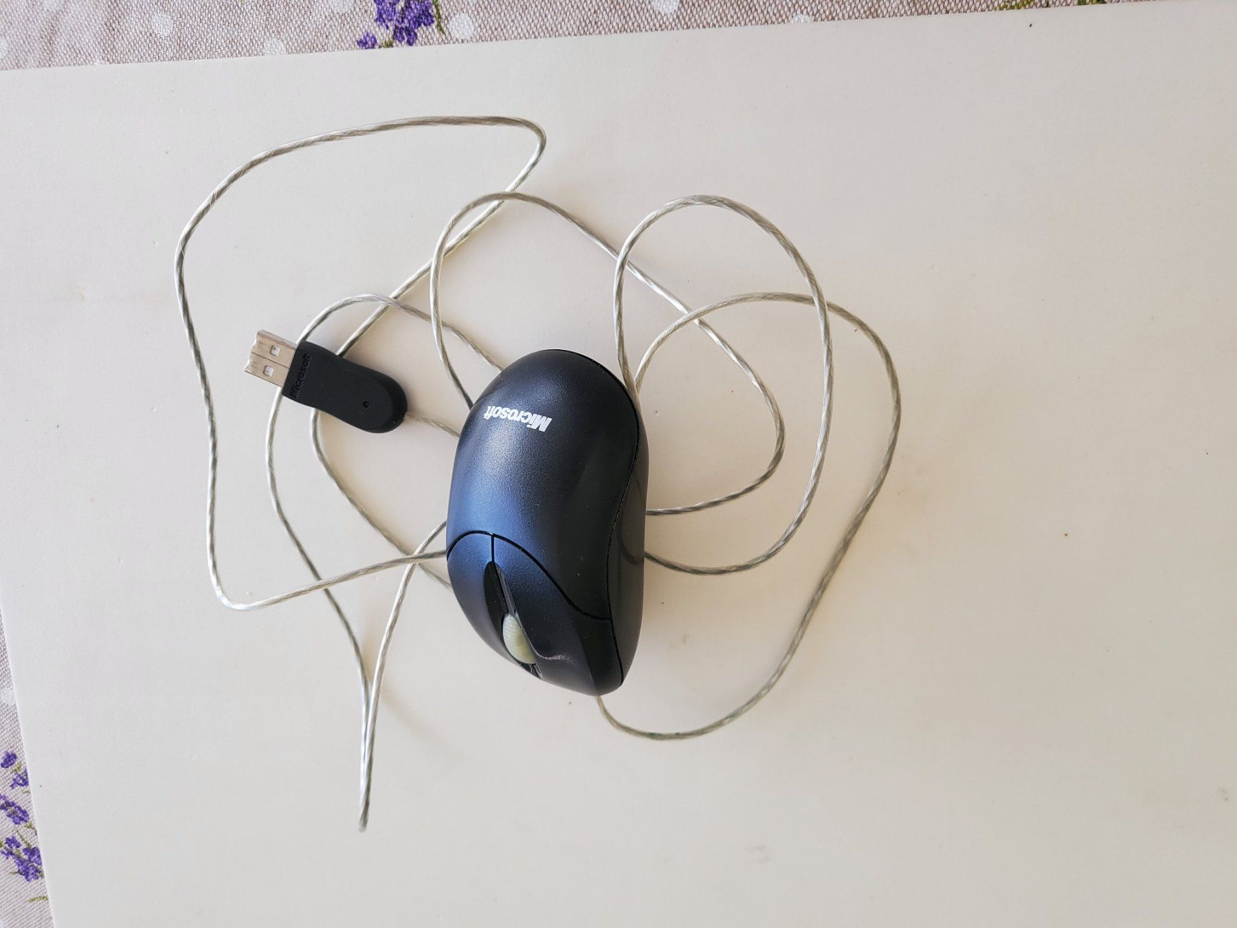 Microsoft Mouse: Microsoft USB Kabel kleine optische Maus – Nuovo (secondo la descrizione) da Unterägeri venduto da ani_pn8n 7