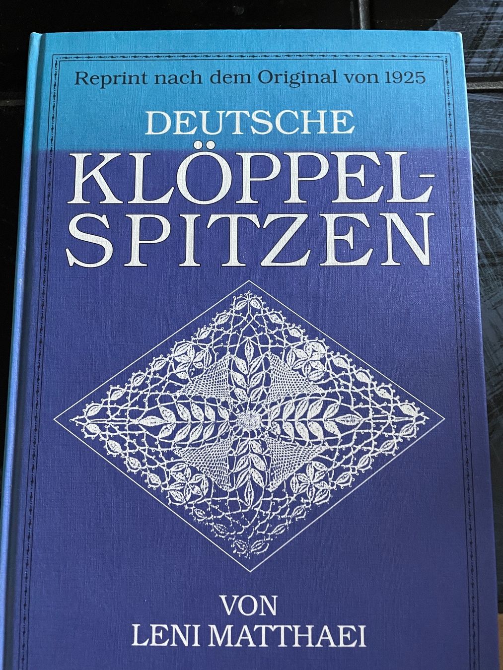 Libri: Deutsche Klöppelspitze Klöppeln Klöppel  musterbogen – Usato da Buchs SG venduto da Billikatze5
