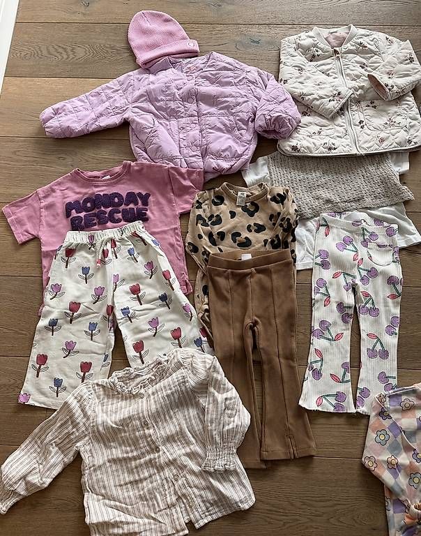 Zara Lotti & Set di vestiti: Mädchen Set Gr 92-98 Zara, Mango, Hm – Usato da Aarwangen venduto da yul_25rt 4