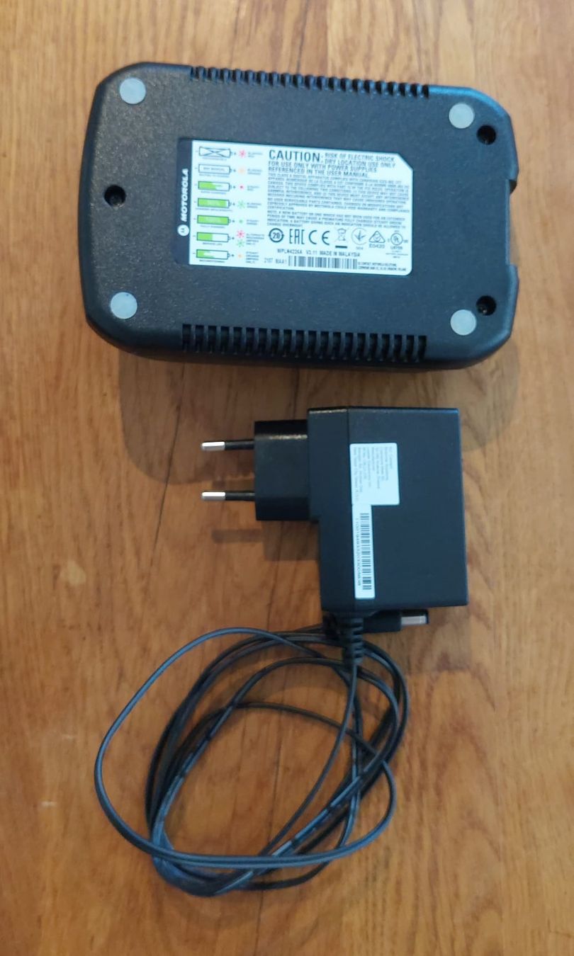Motorola Radiocomunicazione: Radio Motorola DP4401e – Usato da Le Locle venduto da cor_l7nw 2