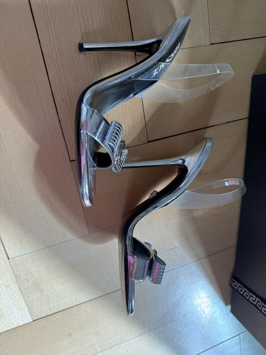 Versace Scarpe da donna: LUXURY DESIGNER VERSACE MULES WITH ORIGINAL BOX 37 – Nuovo (secondo la descrizione) da Baden venduto da agora_newgeneration 8