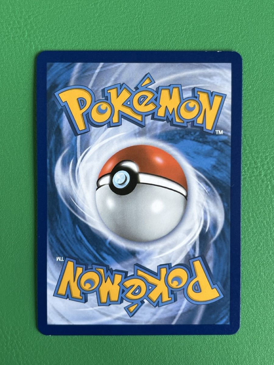 Pokémon Carte collezionabili: Pokemon Celebrations Surfendes Pikachu VMAX CEL 009 DE – Nuovo (secondo la descrizione) da Lommiswil venduto da diti_89 3