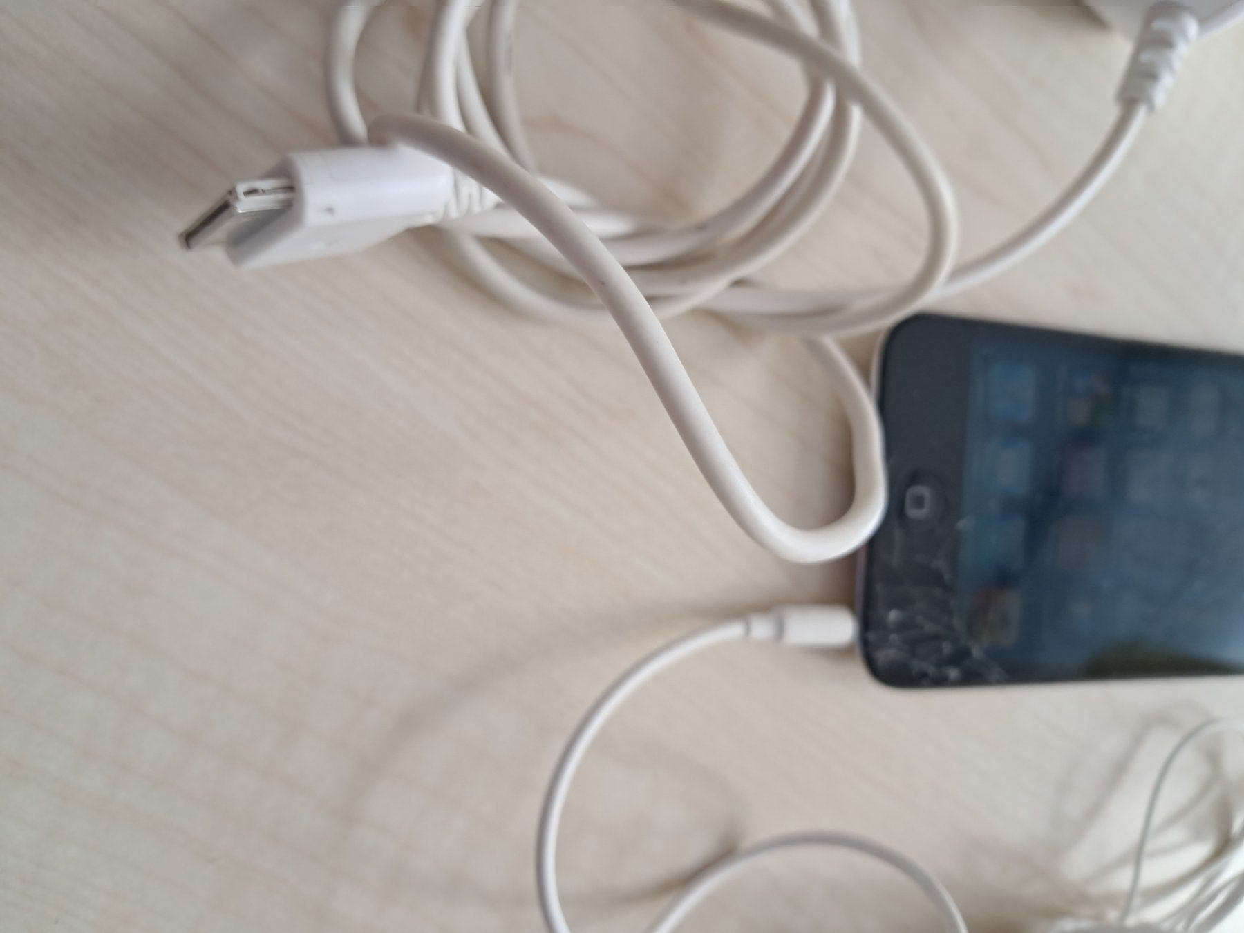 Apple Tragbarer Mediaplayer: Ipod 8gb – Gebraucht aus moutier von Dupont50 4