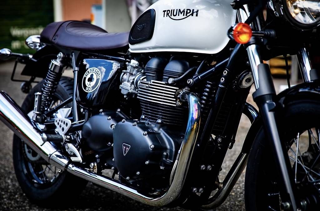 Strada: Triumph Thruxton Ace (Sonderedition) zu verkaufen – Usato da Bern venduto da MarcGubi 1