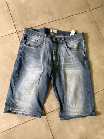 Kurze jeans