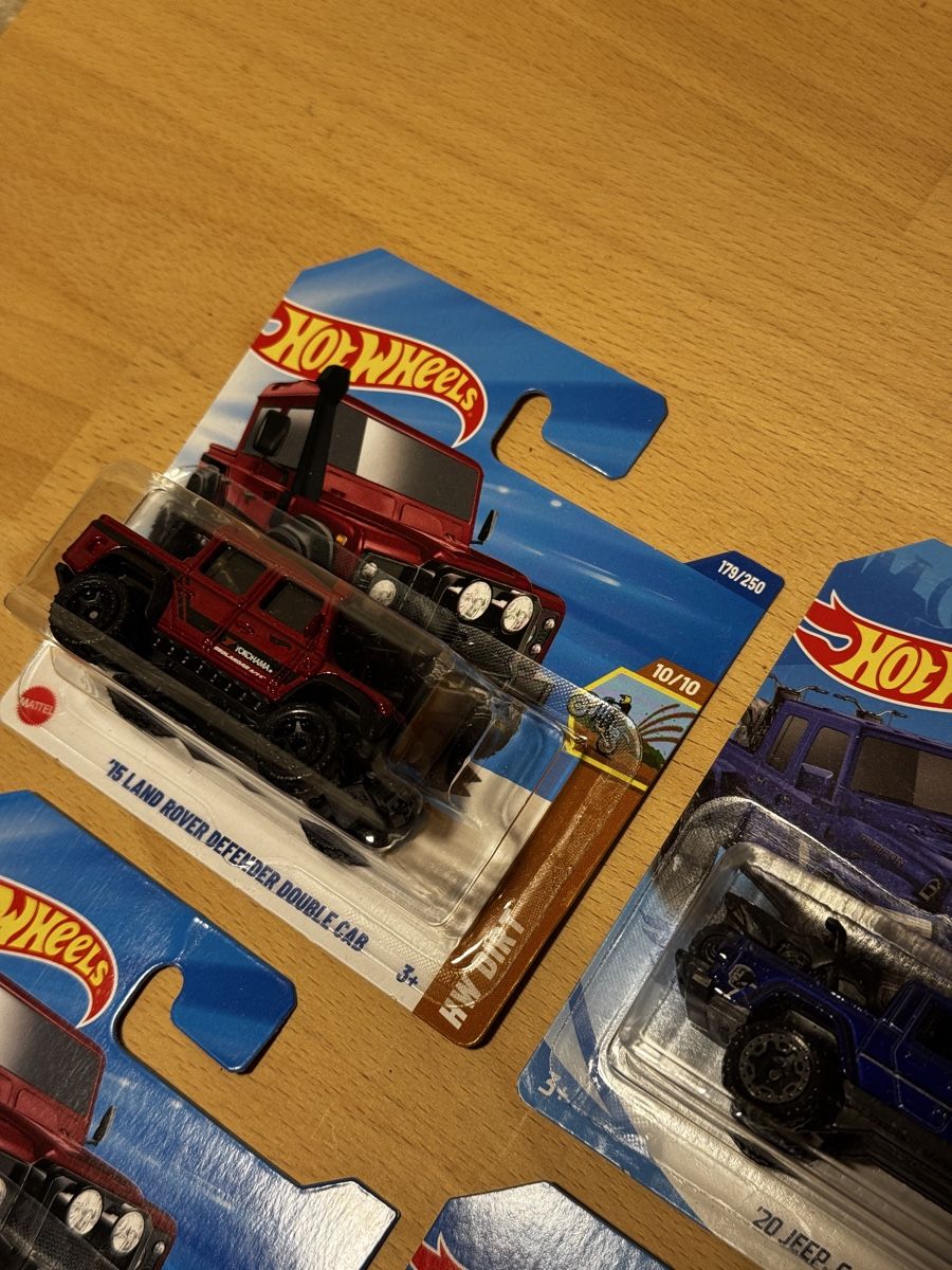 Hot Wheels Modellini d'auto: Hotwheels- LANDROVER / JEEP – Nuovo e nell'imballaggio originale da Stüsslingen venduto da leo_nzh6 1
