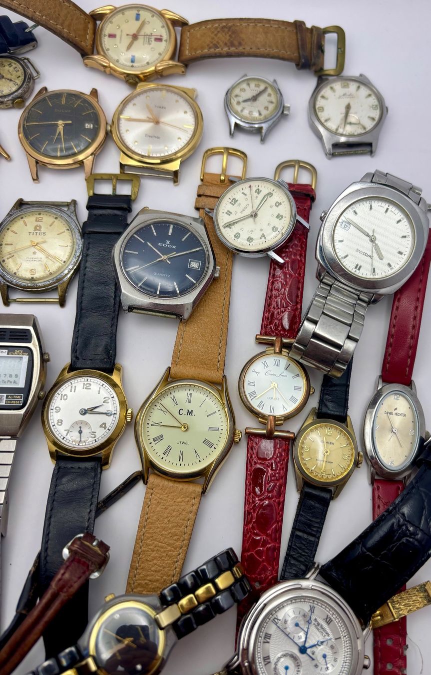 Orologi: Mega Uhrenlot – Difettoso da Rorschach venduto da Zeit.werk01 9