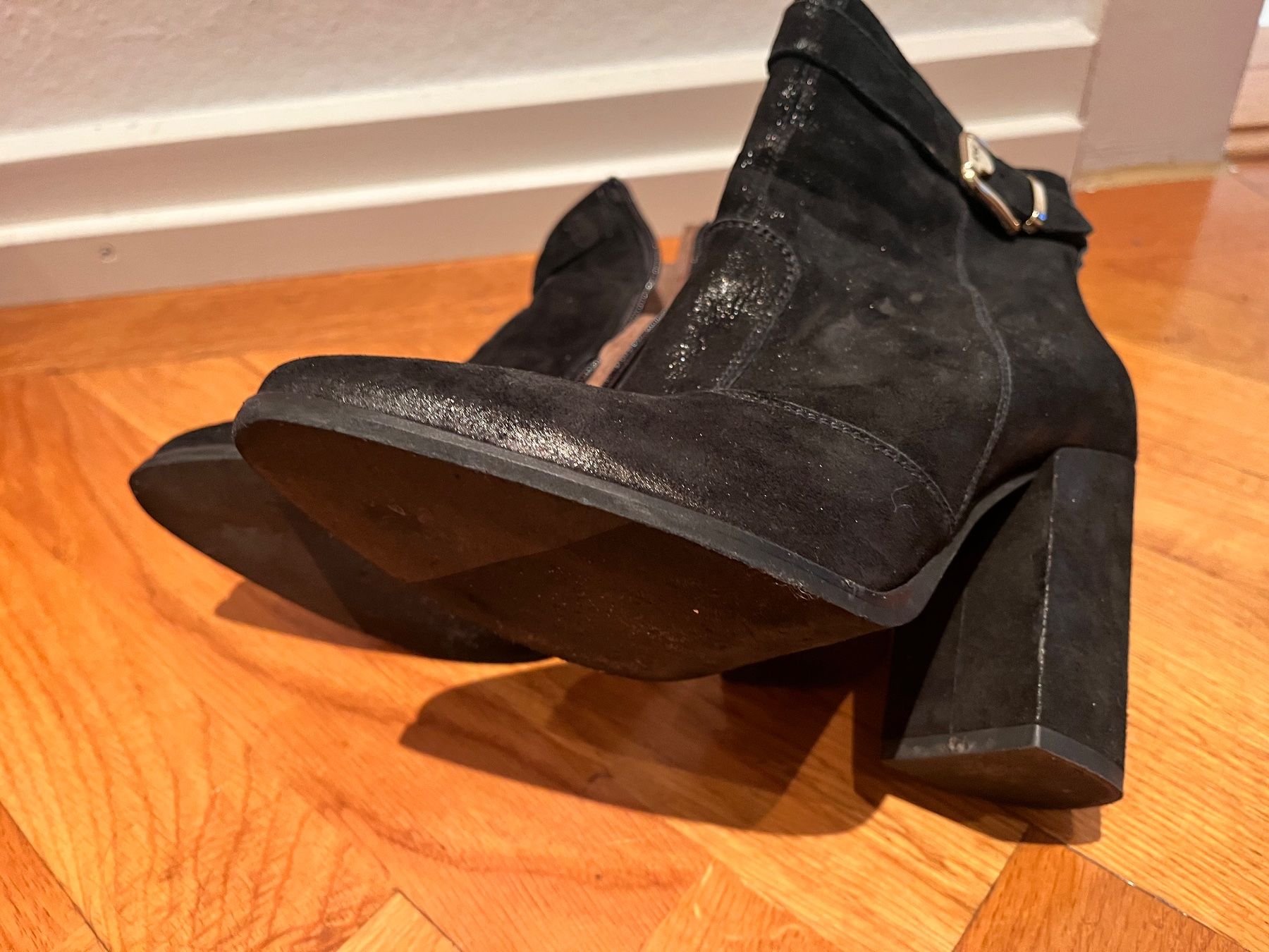 Scarpe da donna: Stiefeletten Nero Gisrdini Gr. 38 – Usato da Zürich venduto da Ksenia_RBR 3